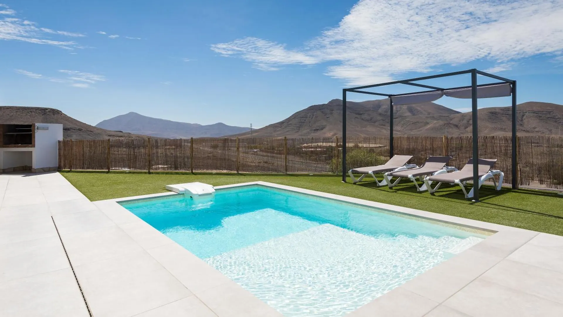 Villa Gregorio Cardon